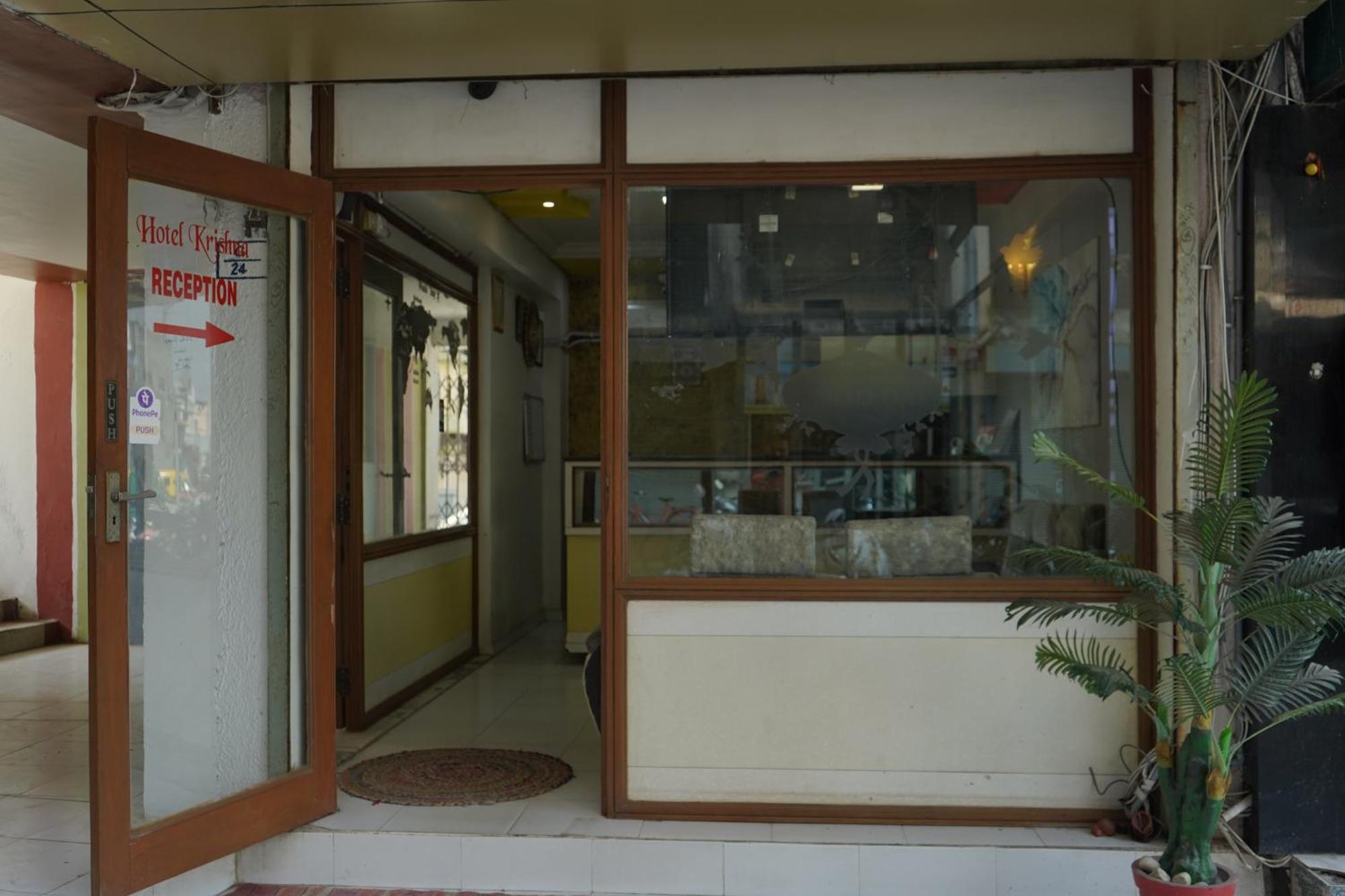Hotel Krishna Ahmedabad Esterno foto
